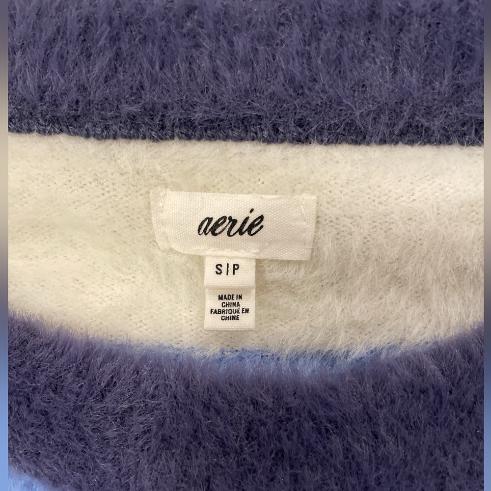 Aerie Women’s Flurry Crew Neck Sweater Oversized Small Blue, Green, and White - Picture 5 of 8